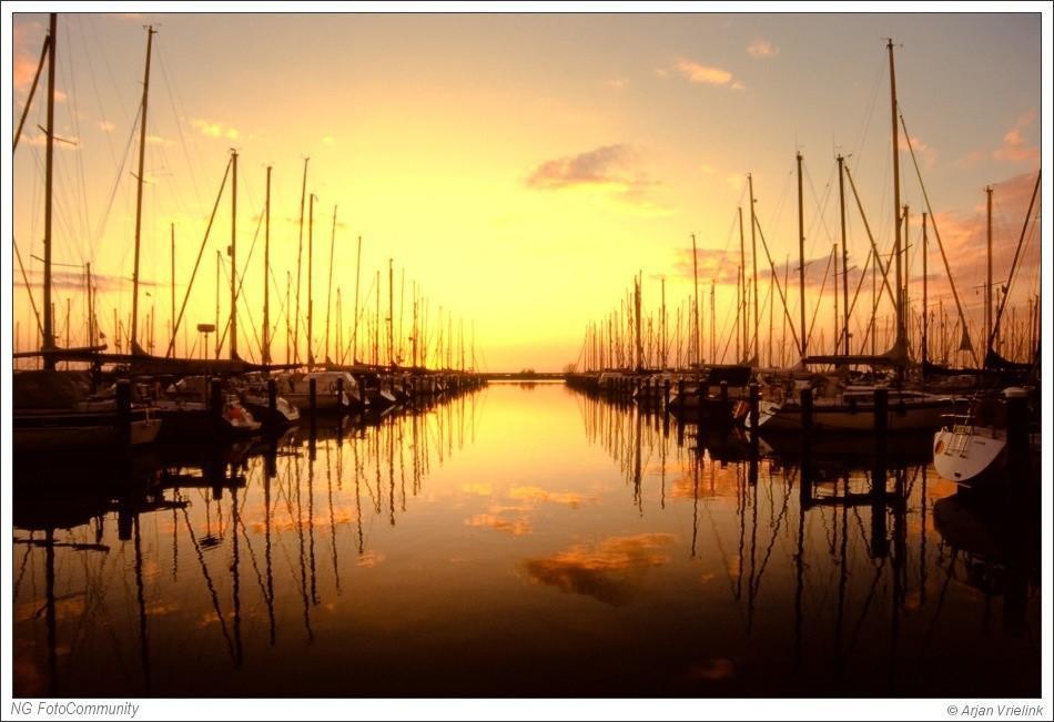Bestmarine Waterchalets Flevo Marina เลลีสตัด ภายนอก รูปภาพ